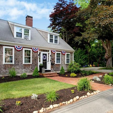 Inn On Main Yarmouth Port Екстериор снимка