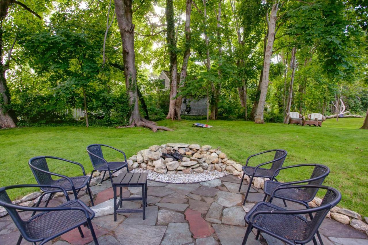 Inn On Main Yarmouth Port Екстериор снимка