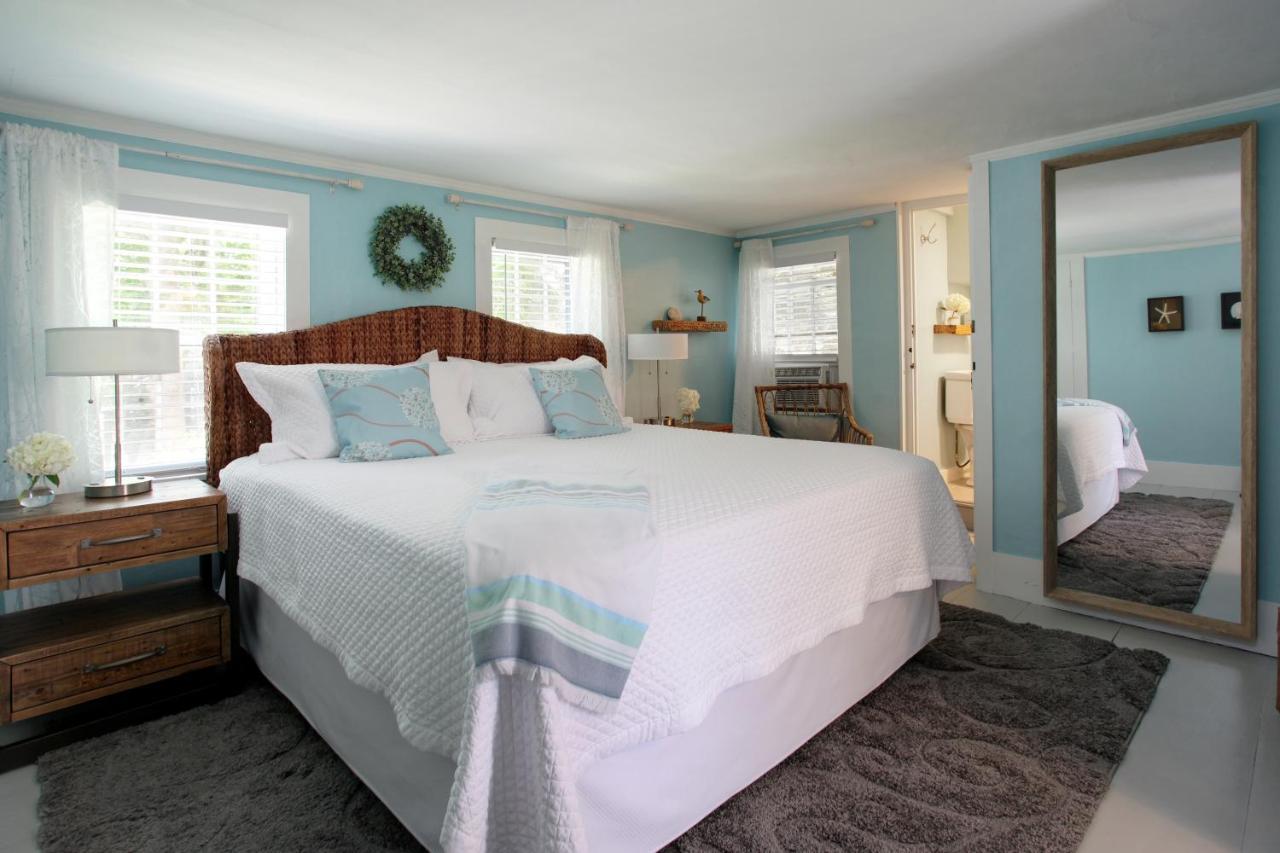 Inn On Main Yarmouth Port Екстериор снимка